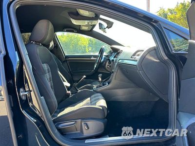 Piąte zdjęcie samochodu w środku: 2021 VOLKSWAGEN GTI S VIN:3VW5T7AU7MM000861 - miniatura