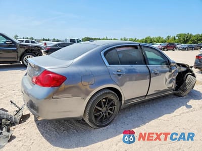Trzecie zdjęcie samochodu z tyłu: 2015 INFINITI Q40 BASE VIN:JN1CV6AR0FM521898 - miniatura
