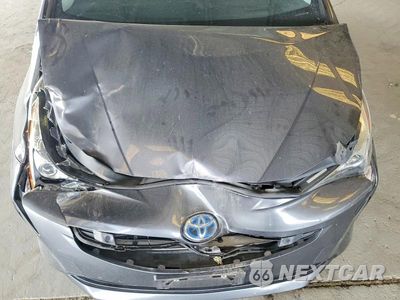 Zdjęcie 11 z 12 samochodu: 2018 TOYOTA PRIUS THREE VIN:JTDKARFU9J3055521 - miniatura