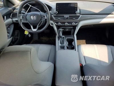 Zdjęcie 8 z 12 samochodu: 2018 HONDA ACCORD EX VIN:1HGCV1F42JA056033 - miniatura