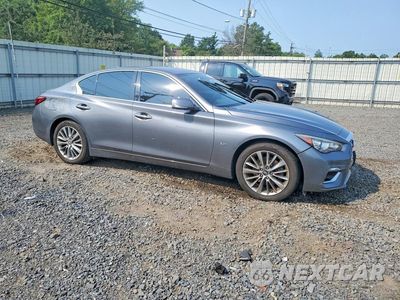 Czwarte zdjęcie samochodu z boku: 2018 INFINITI Q50 3.0T LUXE VIN:JN1EV7AR8JM439067 - miniatura