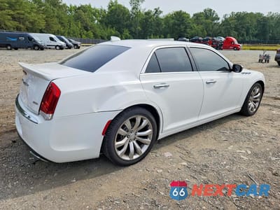 Trzecie zdjęcie samochodu z tyłu: 2018 CHRYSLER 300 LIMITED VIN:2C3CCAEG6JH314107 - miniatura