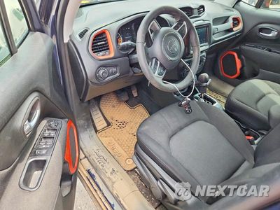 Zdjęcie 8 z 13 samochodu: 2019 JEEP RENEGADE SPORT VIN:ZACNJBAB2KPK67892 - miniatura