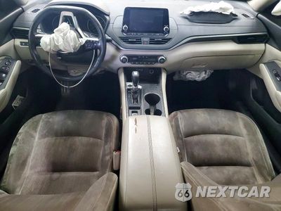 Zdjęcie 8 z 12 samochodu: 2019 NISSAN ALTIMA SV VIN:1N4BL4DV2KC116952 - miniatura