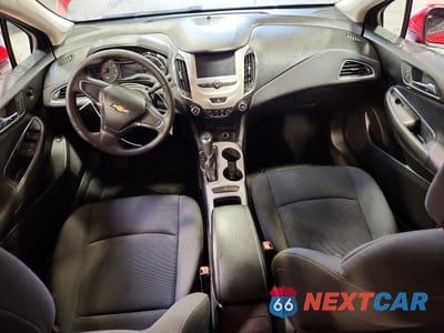 Zdjęcie 8 z 12 samochodu: 2017 CHEVROLET CRUZE LS VIN:3G1BC5SM3HS553560 - miniatura