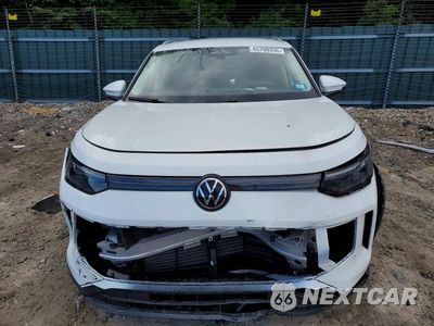 Piąte zdjęcie samochodu w środku: 2025 VOLKSWAGEN TIGUAN S VIN:3VVBR7RM1SM023107 - miniatura