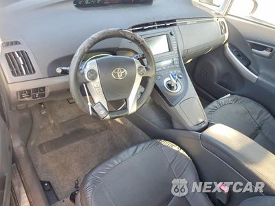 Zdjęcie 8 z 12 samochodu: 2010 TOYOTA PRIUS IV VIN:JTDKN3DU5A0128860 - miniatura