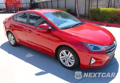 2019 HYUNDAI ELANTRA SEL 5NPD84LF3KH472782 - główne zdjęcie licytacji z USA - miniatura