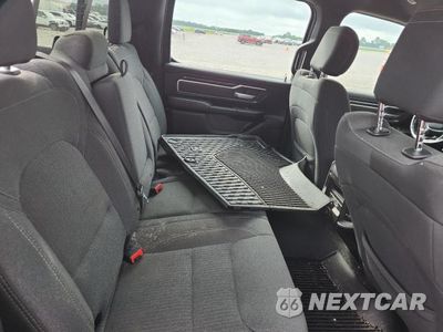 Zdjęcie 10 z 12 samochodu: 2020 RAM 1500 BIG HORN/LONE STAR VIN:1C6SRFFT4LN274416 - miniatura