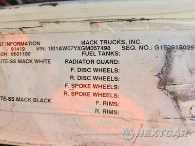 Zdjęcie 11 z 13 samochodu: 2016 MACK CXU613 SEMI TRUCK VIN:1M1AW07YXGM057498 - miniatura