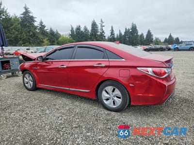 Drugie zdjęcie samochodu z przodu: 2015 HYUNDAI SONATA HYBRID BASE VIN:KMHEC4A43FA128379 - miniatura