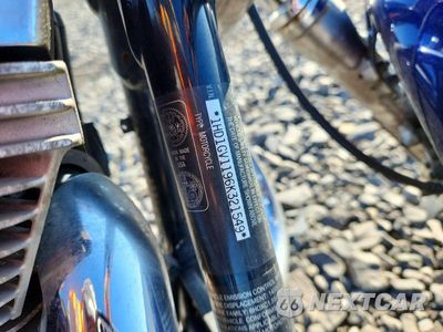 Zdjęcie 9 z 9 samochodu: 2006 HARLEY-DAVIDSON FXDCI VIN:1HD1GV1196K321549 - miniatura