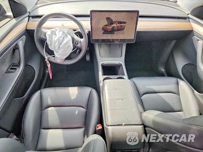 Zdjęcie 8 z 13 samochodu: 2023 TESLA MODEL Y VIN:7SAYGDEE4PA104562 - miniatura