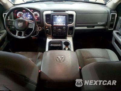 Zdjęcie 8 z 12 samochodu: 2017 RAM 1500 SLT VIN:1C6RR7GT4HS530162 - miniatura
