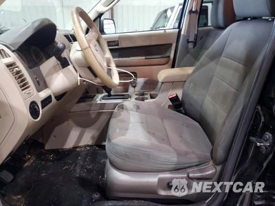 Zdjęcie 7 z 13 samochodu: 2009 FORD ESCAPE XLT VIN:1FMCU93G89KB28160 - miniatura