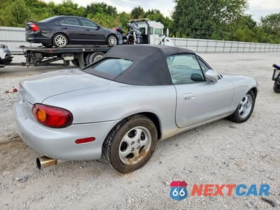 Trzecie zdjęcie samochodu z tyłu: 1999 MAZDA MX-5 MIATA VIN:JM1NB3539X0128994 - miniatura