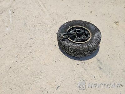 Zdjęcie 13 z 14 samochodu: 2000 TOYOTA 4RUNNER SR5 VIN:JT3HN86R2Y0261039 - miniatura