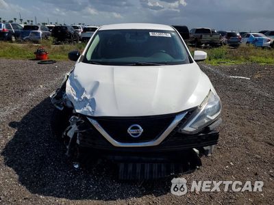 Piąte zdjęcie samochodu w środku: 2017 NISSAN SENTRA S VIN:3N1AB7AP7HY400578 - miniatura