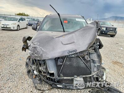 Piąte zdjęcie samochodu w środku: 2015 JEEP GRAND CHEROKEE LAREDO VIN:1C4RJFAG4FC712859 - miniatura