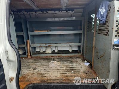 Zdjęcie 11 z 13 samochodu: 2005 GMC SAVANA G2500 VIN:1GTGG29V251251804 - miniatura
