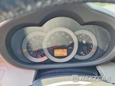 Zdjęcie 9 z 13 samochodu: 2008 TOYOTA RAV4 LIMITED VIN:JTMZD31V185080706 - miniatura