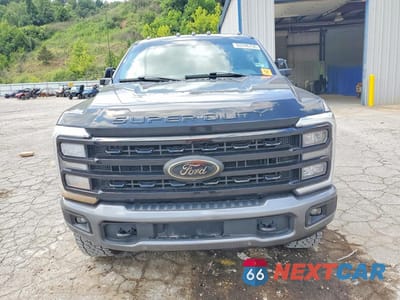 Piąte zdjęcie samochodu w środku: 2024 FORD F250 SUPER DUTY VIN:1FT8W2BM4REC72953 - miniatura