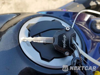 Zdjęcie 8 z 9 samochodu: 2019 KAWASAKI EX650 F VIN:JKAEXEK19KDA29400 - miniatura