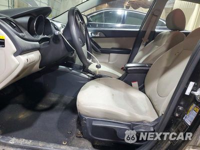 Zdjęcie 7 z 13 samochodu: 2013 KIA FORTE EX VIN:KNAFU4A21D5689865 - miniatura