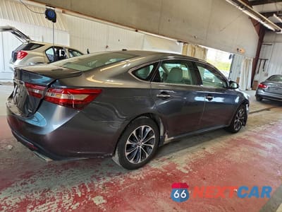 Trzecie zdjęcie samochodu z tyłu: 2018 TOYOTA AVALON XLE VIN:4T1BK1EB5JU278806 - miniatura