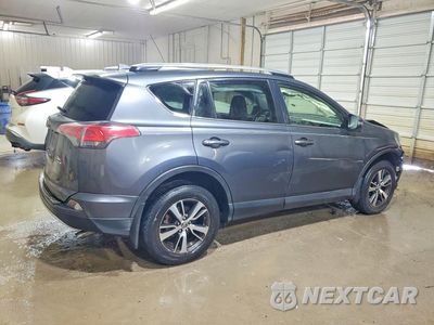 Trzecie zdjęcie samochodu z tyłu: 2018 TOYOTA RAV4 XLE VIN:JTMRFREV3JD224954 - miniatura