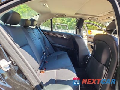Zdjęcie 10 z 13 samochodu: 2014 MERCEDES-BENZ C 300 4MATIC VIN:WDDGF8AB8ER325032 - miniatura