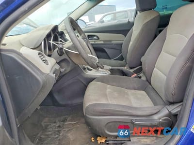 Zdjęcie 7 z 12 samochodu: 2013 CHEVROLET CRUZE LS VIN:1G1PA5SH6D7301034 - miniatura