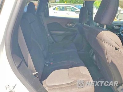 Zdjęcie 11 z 13 samochodu: 2015 JEEP CHEROKEE LATITUDE VIN:1C4PJLCB2FW782513 - miniatura