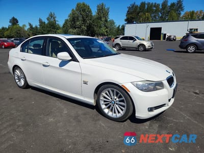 Czwarte zdjęcie samochodu z boku: 2009 BMW 328 XI VIN:WBAPK73569A455965 - miniatura