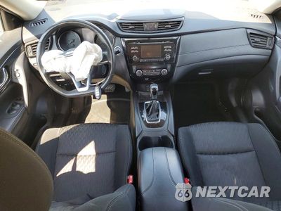 Zdjęcie 8 z 13 samochodu: 2017 NISSAN ROGUE SV VIN:KNMAT2MT5HP501402 - miniatura