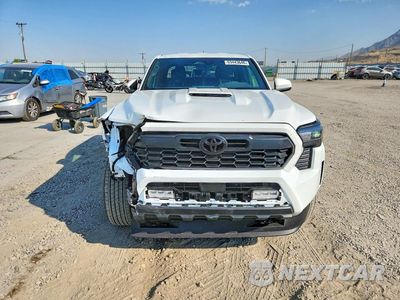 Piąte zdjęcie samochodu w środku: 2026 TOYOTA TACOMA TRD SPORT VIN:3TMLB5JN6TM272634 - miniatura