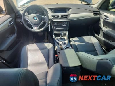 Zdjęcie 8 z 13 samochodu: 2014 BMW X1 XDRIVE28I VIN:WBAVL1C53EVR94368 - miniatura