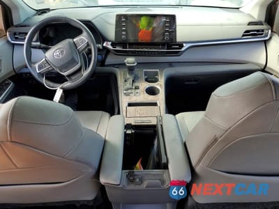 Zdjęcie 8 z 14 samochodu: 2023 TOYOTA SIENNA XLE VIN:5TDYSKFCXPS078447 - miniatura