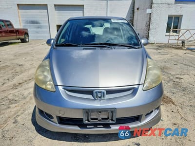 Piąte zdjęcie samochodu w środku: 2008 HONDA FIT SPORT VIN:JHMGD386X8S044602 - miniatura