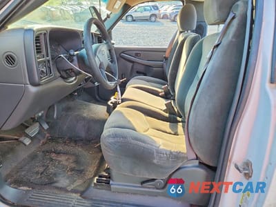 Zdjęcie 7 z 12 samochodu: 2006 CHEVROLET SILVERADO C1500 VIN:1GCEC14VX6E209315 - miniatura