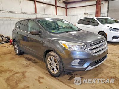 Czwarte zdjęcie samochodu z boku: 2017 FORD ESCAPE SE VIN:1FMCU9GD0HUC64138 - miniatura
