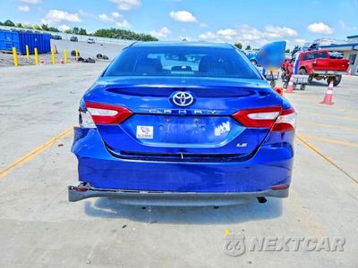 Zdjęcie 6 z 12 samochodu: 2018 TOYOTA CAMRY LE VIN:4T1B11HK8JU583800 - miniatura