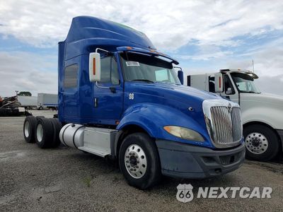 Czwarte zdjęcie samochodu z boku: 2015 INTERNATIONAL PROSTAR SEMI TRUCK VIN:3HSDJAPR0FN653475 - miniatura