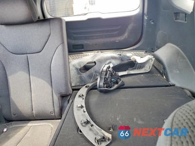 Zdjęcie 10 z 13 samochodu: 2021 HYUNDAI SANTA FE SE VIN:5NMS1DAJ8MH356075 - miniatura