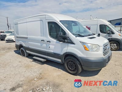 Czwarte zdjęcie samochodu z boku: 2017 FORD TRANSIT T-150 VIN:1FTYE2CM6HKB43209 - miniatura