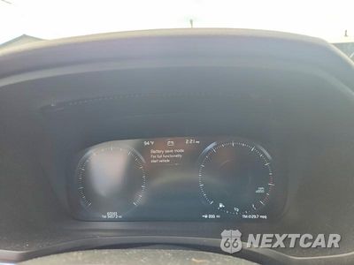 Zdjęcie 9 z 14 samochodu: 2020 VOLVO V60 CROSS COUNTRY T5 MOMENTUM VIN:YV4102WK4L1041820 - miniatura