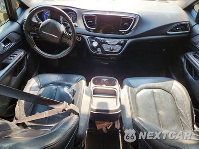 Zdjęcie 8 z 13 samochodu: 2019 CHRYSLER PACIFICA TOURING L VIN:2C4RC1BG1KR633324 - miniatura