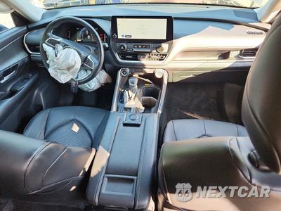 Zdjęcie 8 z 13 samochodu: 2024 TOYOTA GRAND HIGHLANDER XLE VIN:5TDAAAB5XRS027443 - miniatura