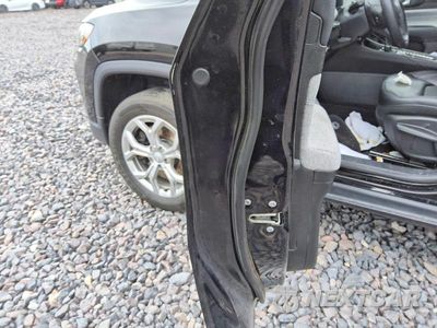 Zdjęcie 14 z 14 samochodu: 2024 JEEP COMPASS LATITUDE VIN:3C4NJDBN8RT175423 - miniatura