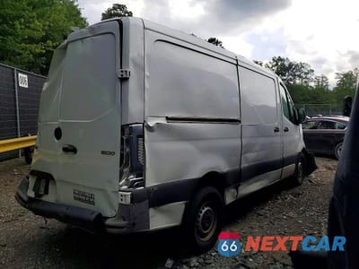 Trzecie zdjęcie samochodu z tyłu: 2022 MERCEDES-BENZ SPRINTER 1500 DELIVERY VAN VIN:W1Y70BGY1NT087964 - miniatura